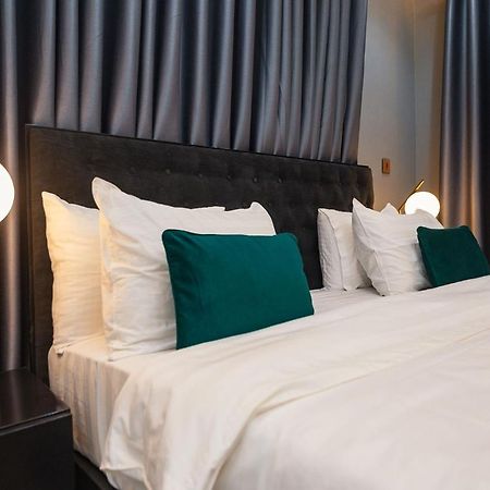 The Avery Suites, East Legon อักกรา ภายนอก รูปภาพ