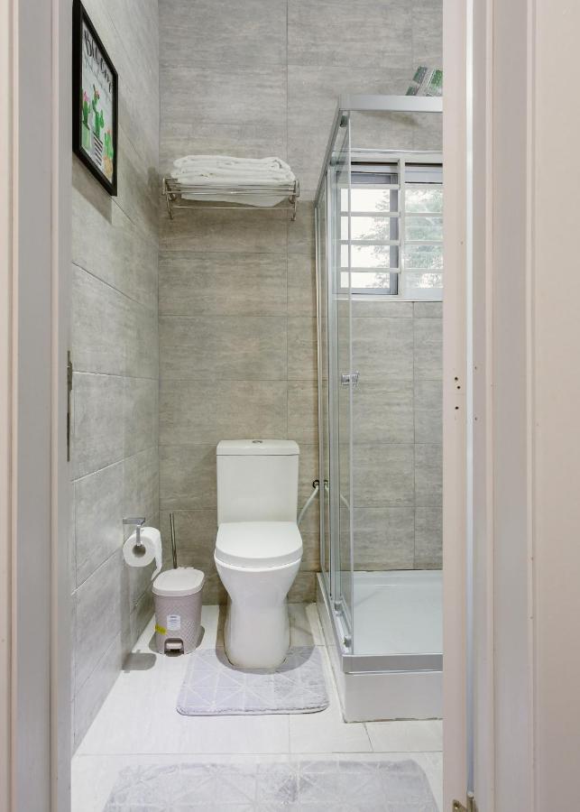 The Avery Suites, East Legon อักกรา ภายนอก รูปภาพ