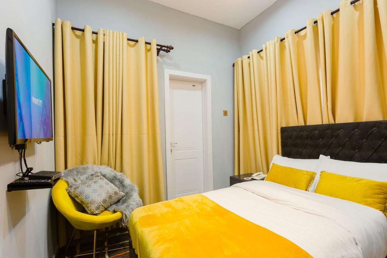 The Avery Suites, East Legon อักกรา ภายนอก รูปภาพ