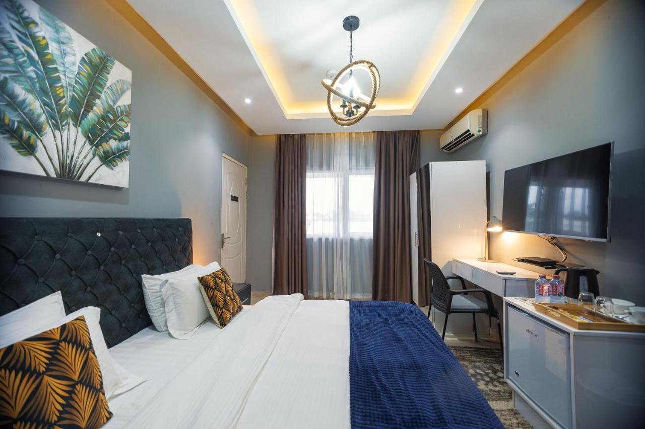 The Avery Suites, East Legon อักกรา ภายนอก รูปภาพ