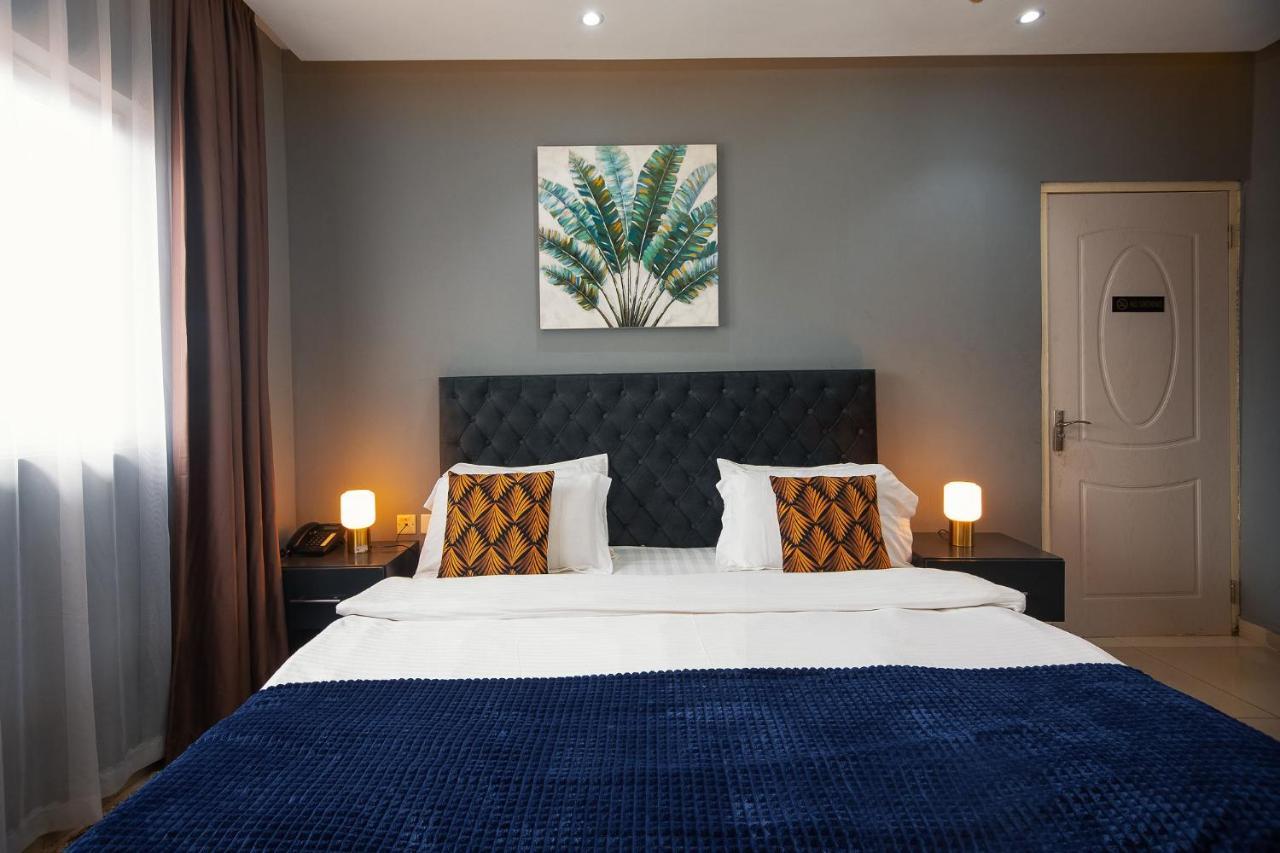 The Avery Suites, East Legon อักกรา ภายนอก รูปภาพ